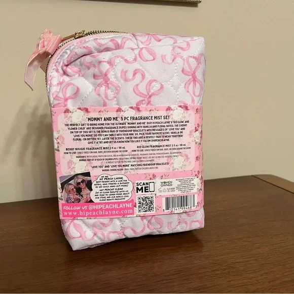 Pink Bow Cosmetics Bag Gift Set by Hi Peach Layne, NWT - Picture 9 of 9